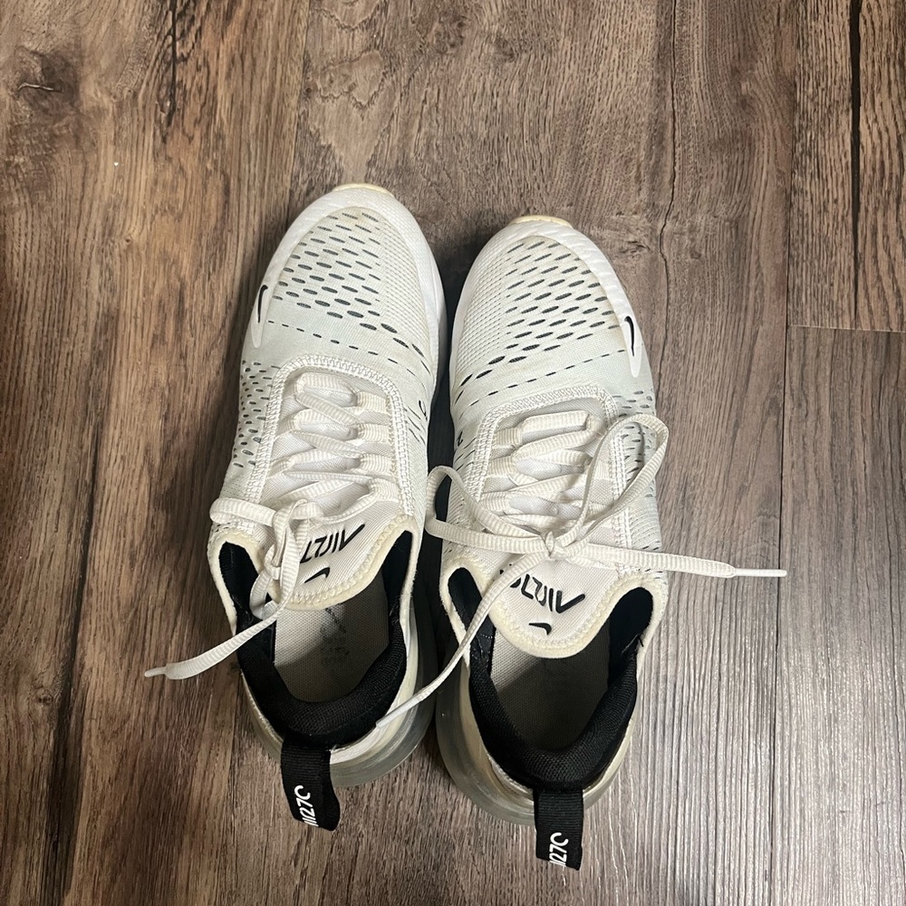 Nike Air Max 270